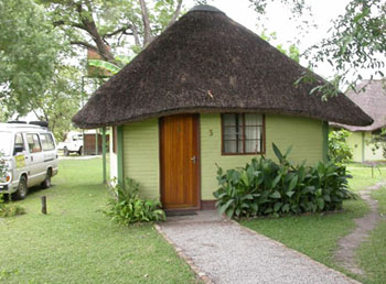 Mahangu Safari Lodge accommodation