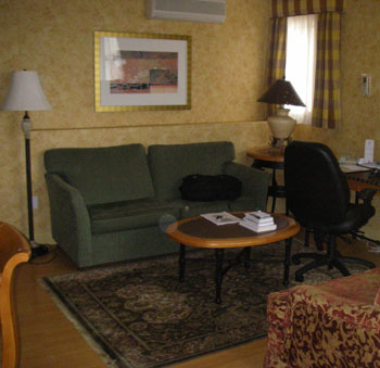 Sunset Inn suite