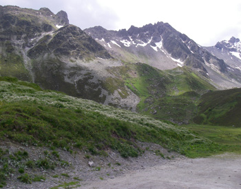 Cormet de Roseland peaks