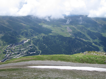 View down on to Meribel-Mottaret from surrounding ridges