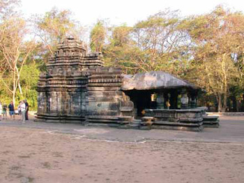 Tambdi Surla Temple