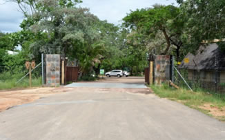 Pretoriouskop Camp gates