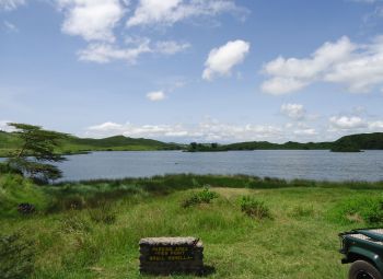 Small Momella Lake viewed from the car park